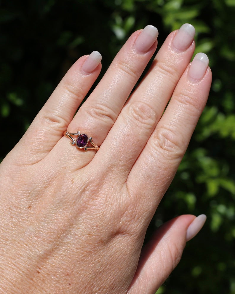 1996 Australian Made Bezel Set Rhodolite Garnet, 9ct Rose Gold, size O or just over 7, 2.60g
