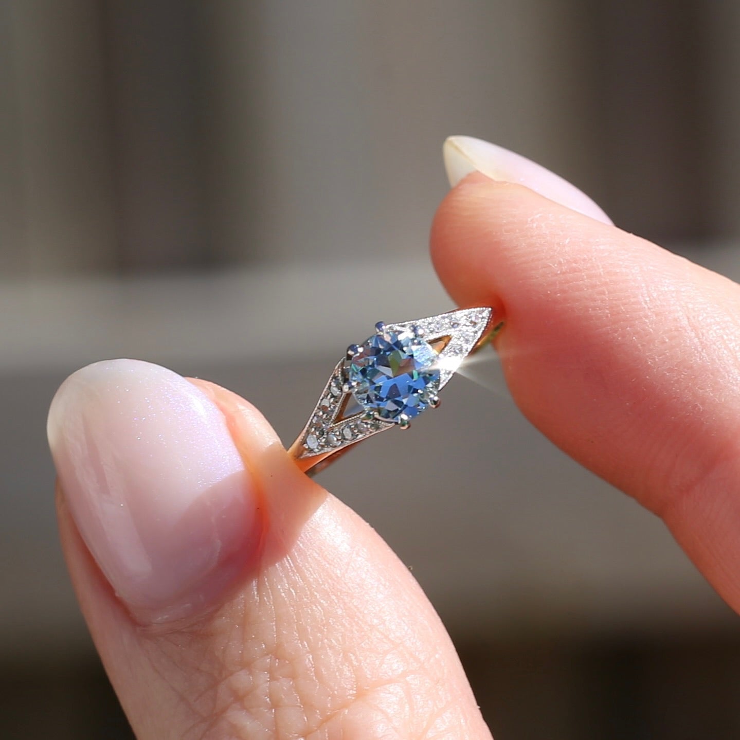 Pristine Early Australian 1930s Dunklings Blue Zircon & Diamond RIng, size L or just over 5.5