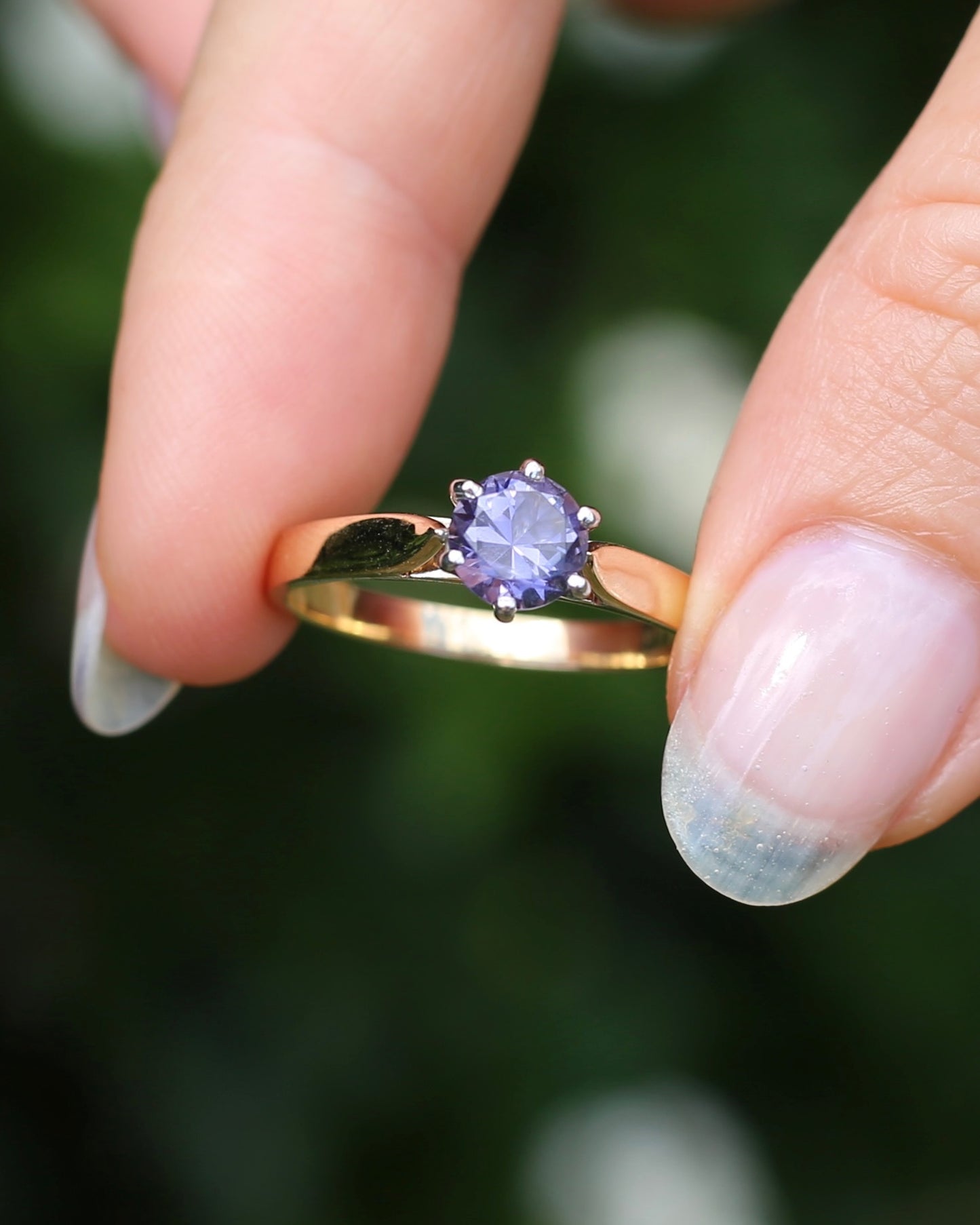 Hand Carved Australian Iolite Solitaire Ring, 9ct White and Yellow Gold, size S1/2 or 9.25, 3.03g