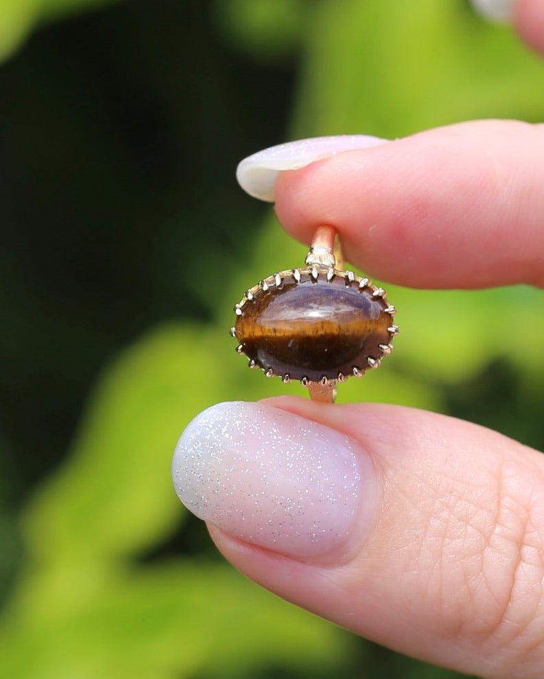 Second Glance - Antique Birmingham Made 1922 Tiger Eye Cabochon Ring, 15ct Yellow Gold, size I or 4.25, 2.27g