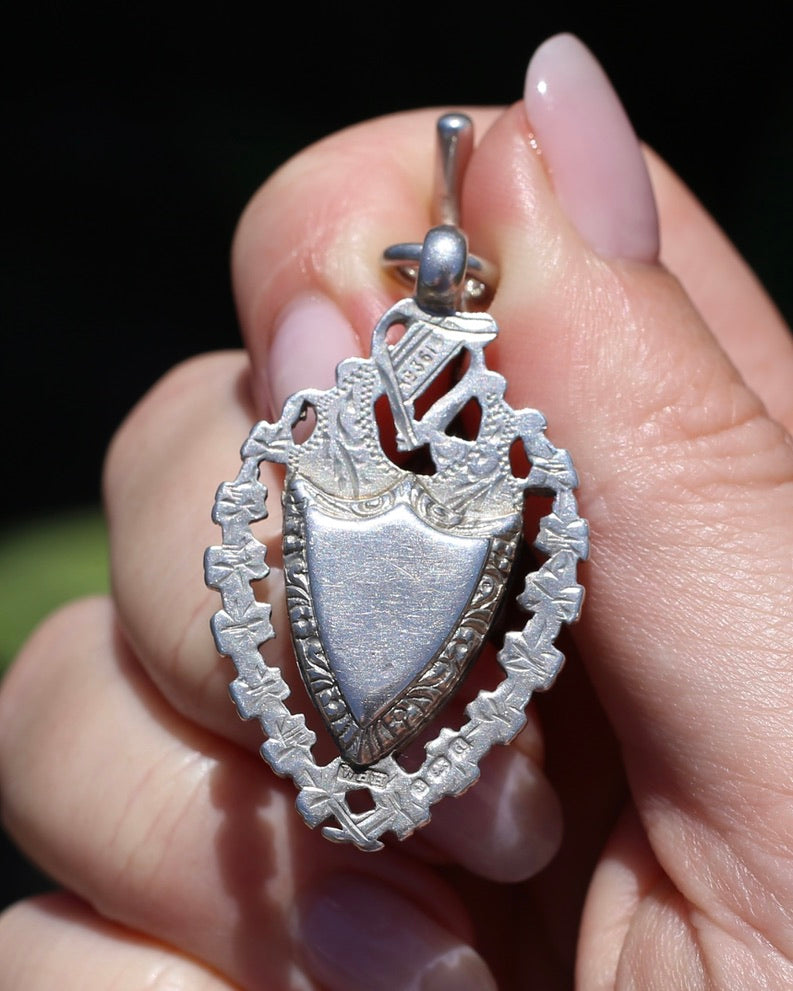 Birmingham Made 1903 Sterling Silver Watch Chains, Fob and T-bar, 47cm or 18.5 inches, 52,6g