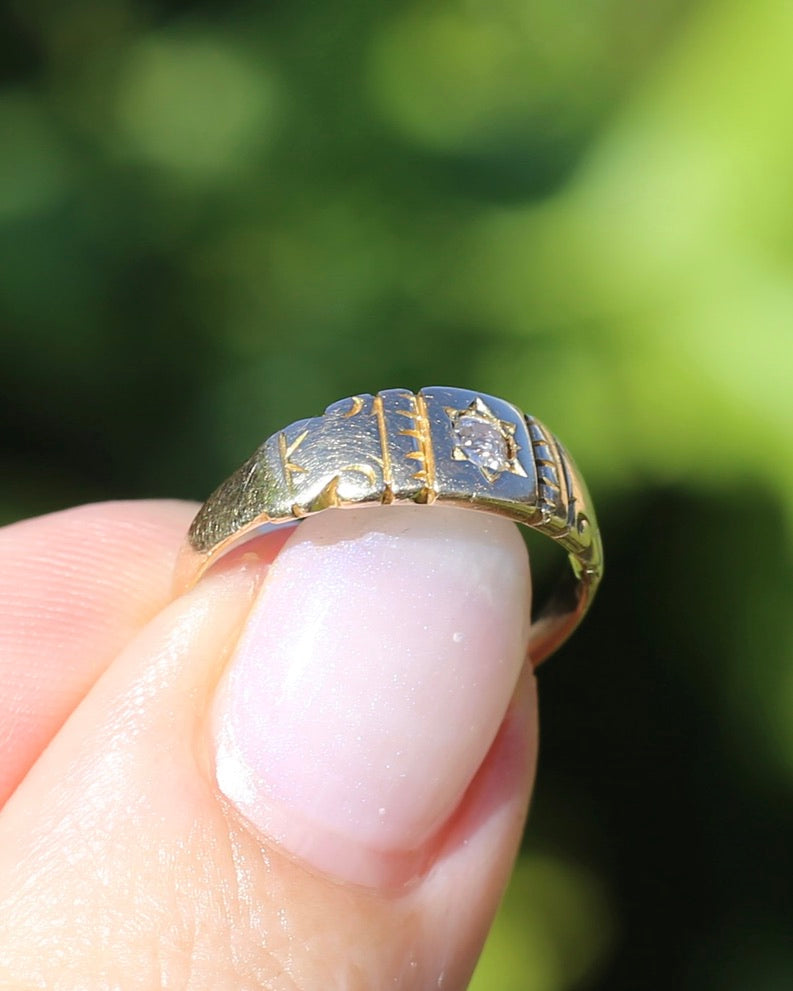 Antique 1898 Old Cut Diamond Star Set Carved Ring, 18ct Yellow Gold, size M1/2 or just under 6.5, 2.74g