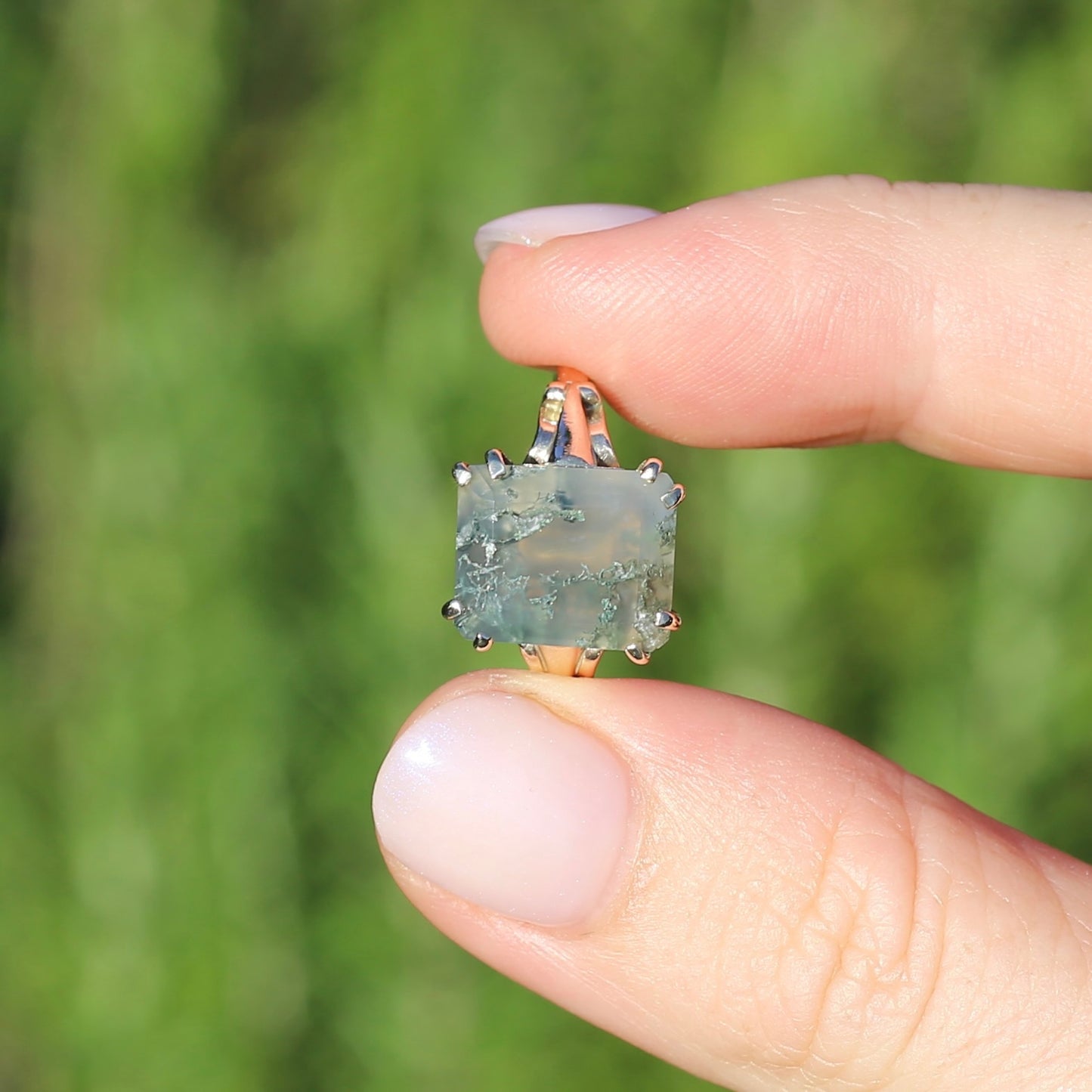 4.95ct Emerald Cut Moss Agate Ring with Fabulous Double Claws, 9ct Older Rosey Gold, size N1/2 or 6.75