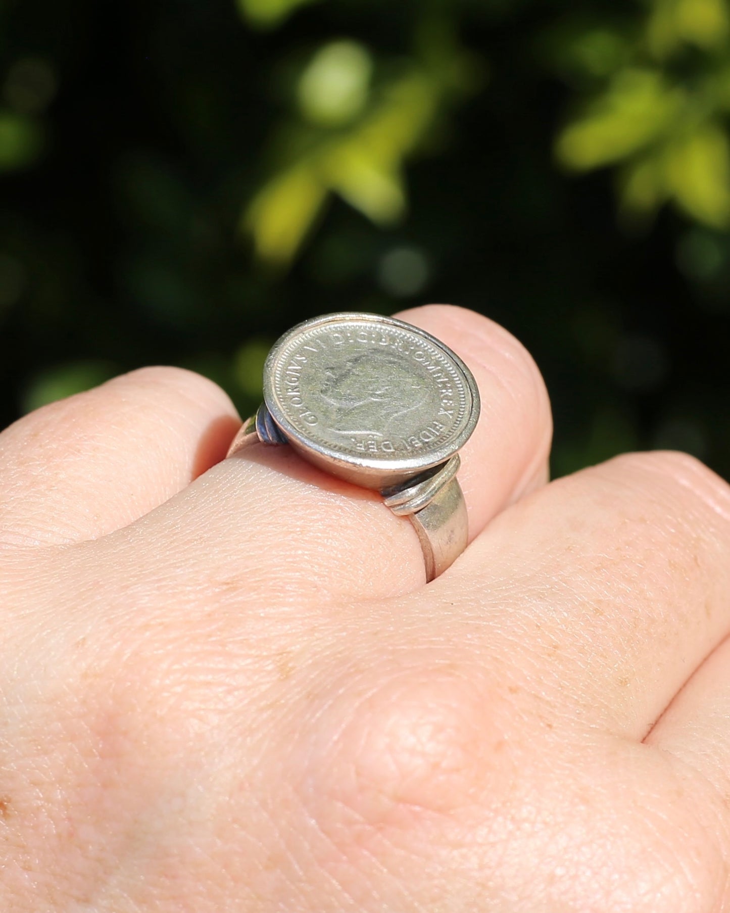 1952 Threepence Piece Silver Ring, 7.1g, size O or 7