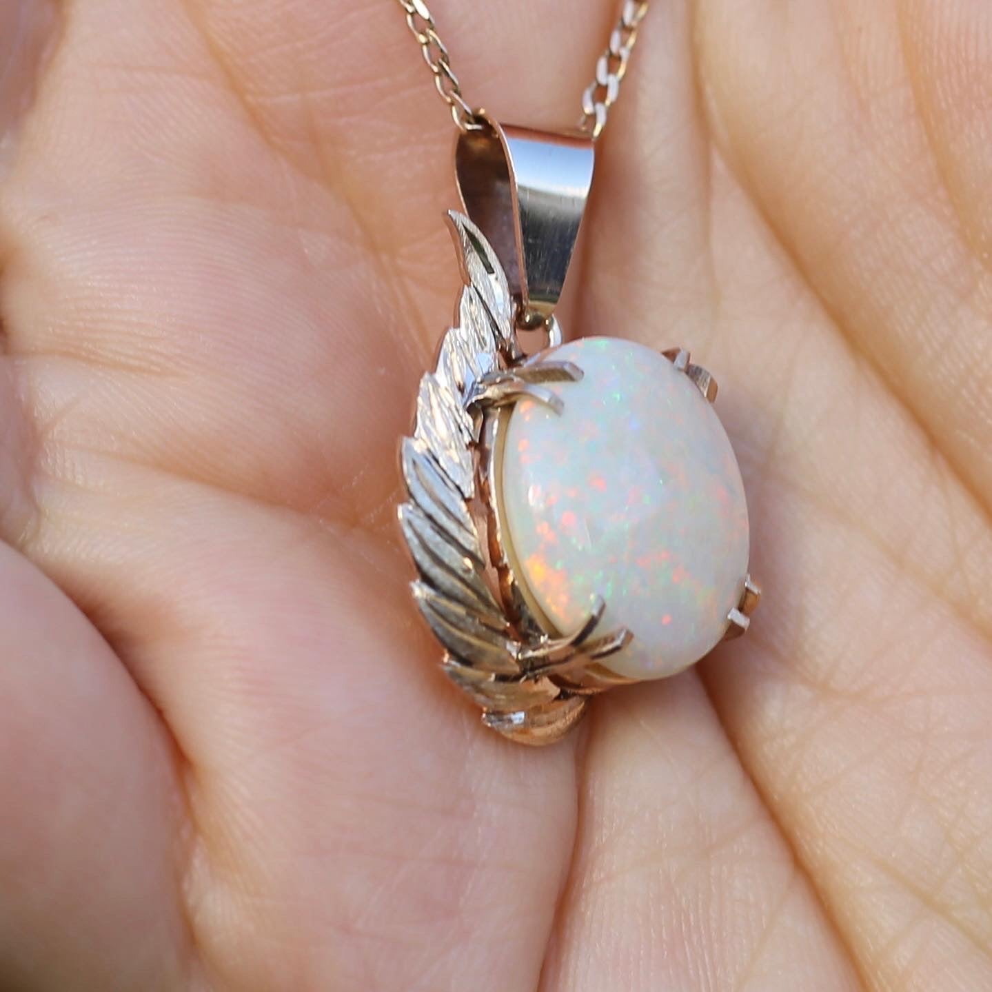 Solid White Opal and 9ct Gold Pendant, on 9ct Gold Chain, 50cm, 6g total weight