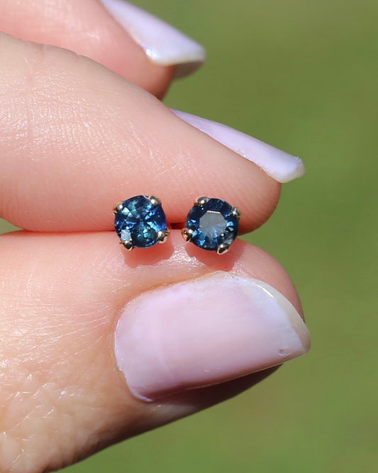 0.9ct Natural Blue and Teal Sapphire Studs, 9ct Yellow Gold, 0.92g