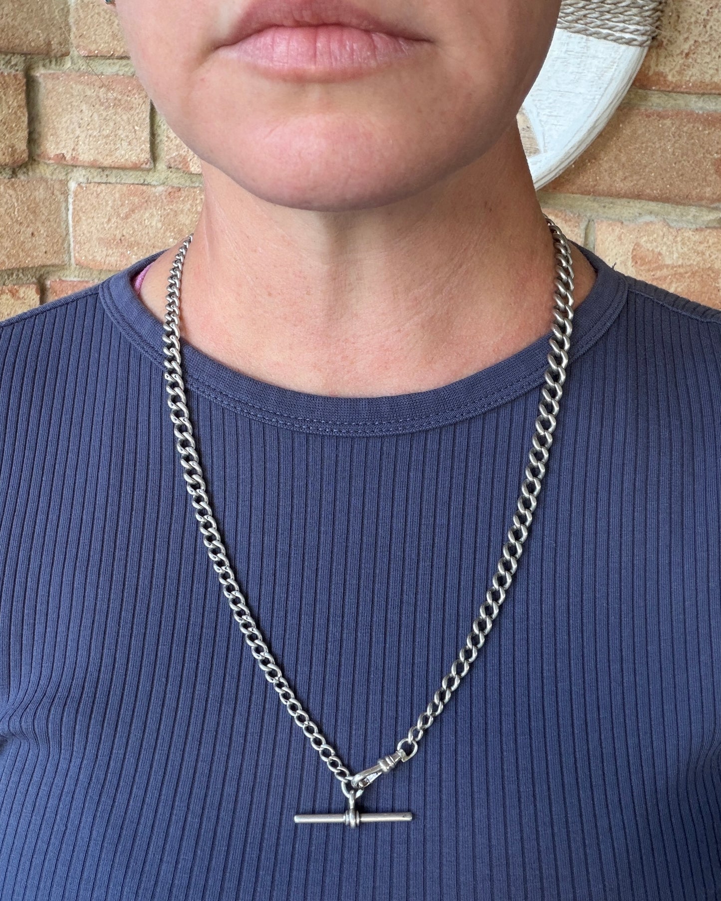 Single Graduated British Made Curb Watch Chain with T-bar and Single Albert Clasp, 19.1g, 26.5cm or 10.5 inches
