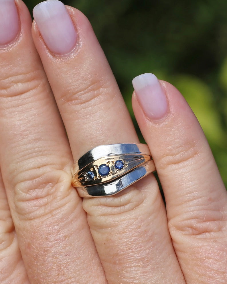 Mixed Metal Wide Band Featuring 3 Rubyvale Sapphires Mined in 1992, Sterling Silver and 14ct Yellow Gold, size O or just over 7 (fits more like an M1/2 or N), 6.81g
