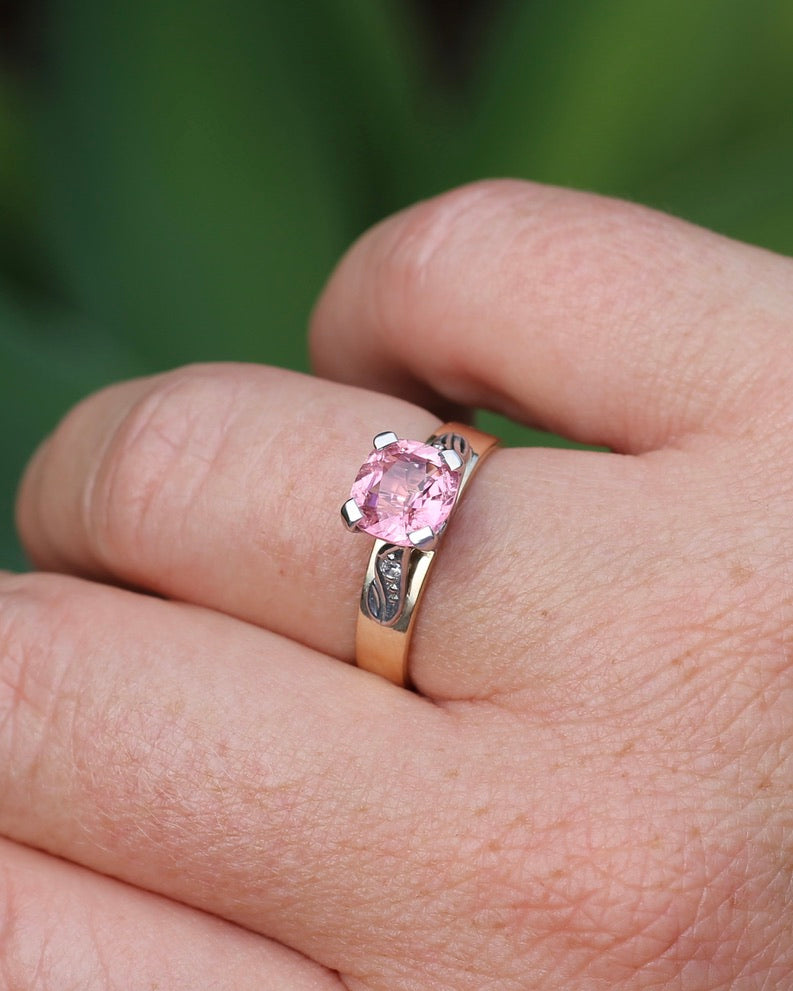 1.62ct Natural Pink Tourmaline in 1970s Mixed Metal Setting with Diamond Side Stones, size P or 7.5, 4.34g