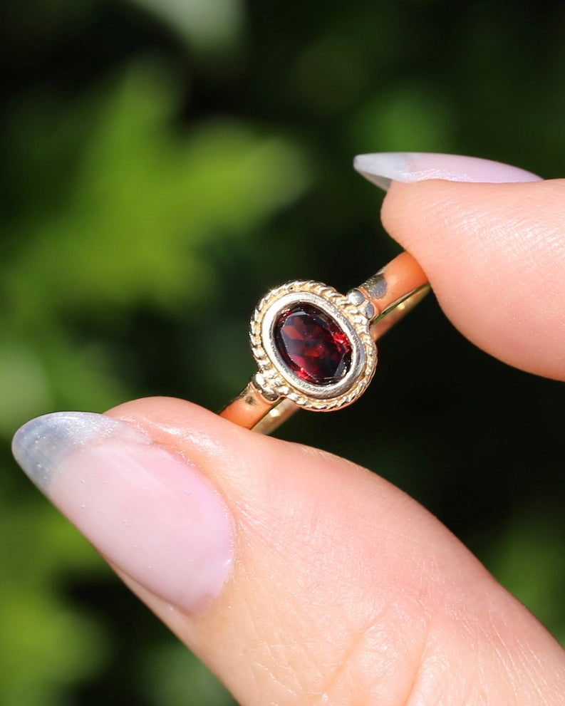 Bezel Set Garnet, 9ct Yellow Gold, size N or just over 6.5, 2.20g