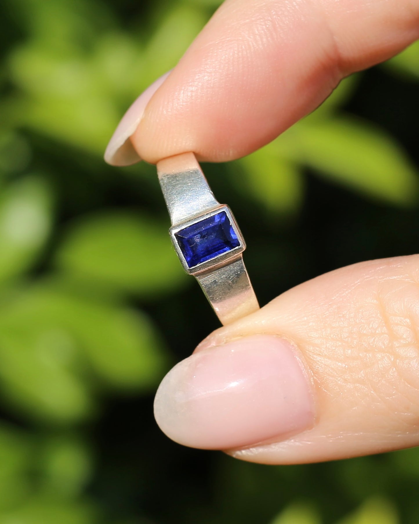 Blue Sapphire (Synthetic) Baguette in Bezel Set Silver Ring, size Q1/2 or 8.25 (fits more like a P1/2), 3.5g