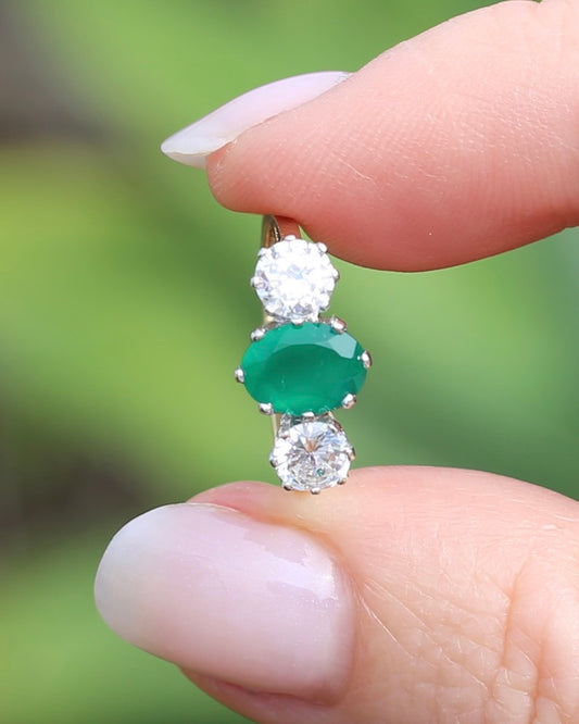 1988 Made Green and White Stone Trilogy, 9ct Yellow and White Gold, size L or 5.75, 2.23g