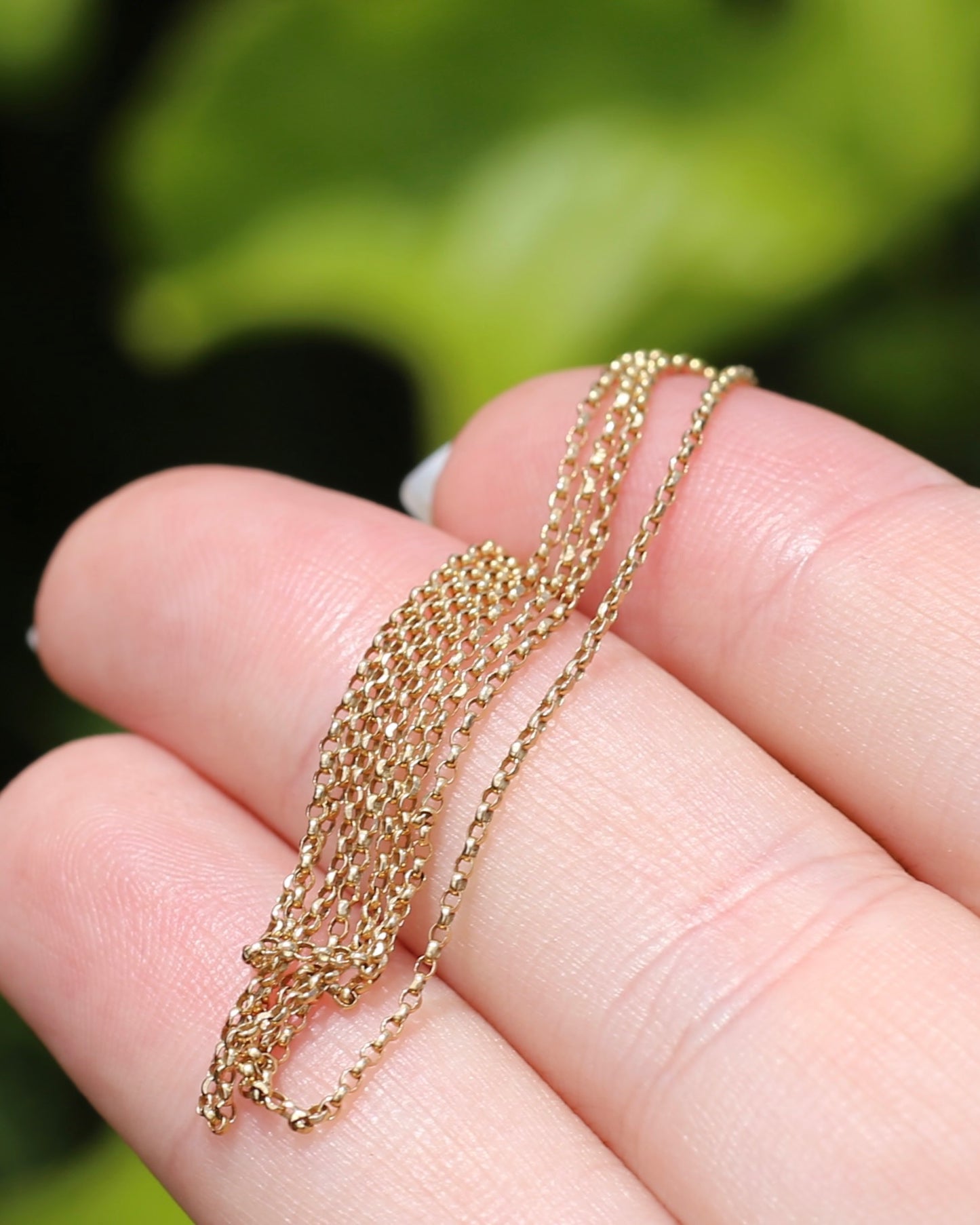 Italian Made 14ct Delicate Belcher Chain, 14ct Yellow Gold, 48.5cm or just over 19 inches, 1.82g