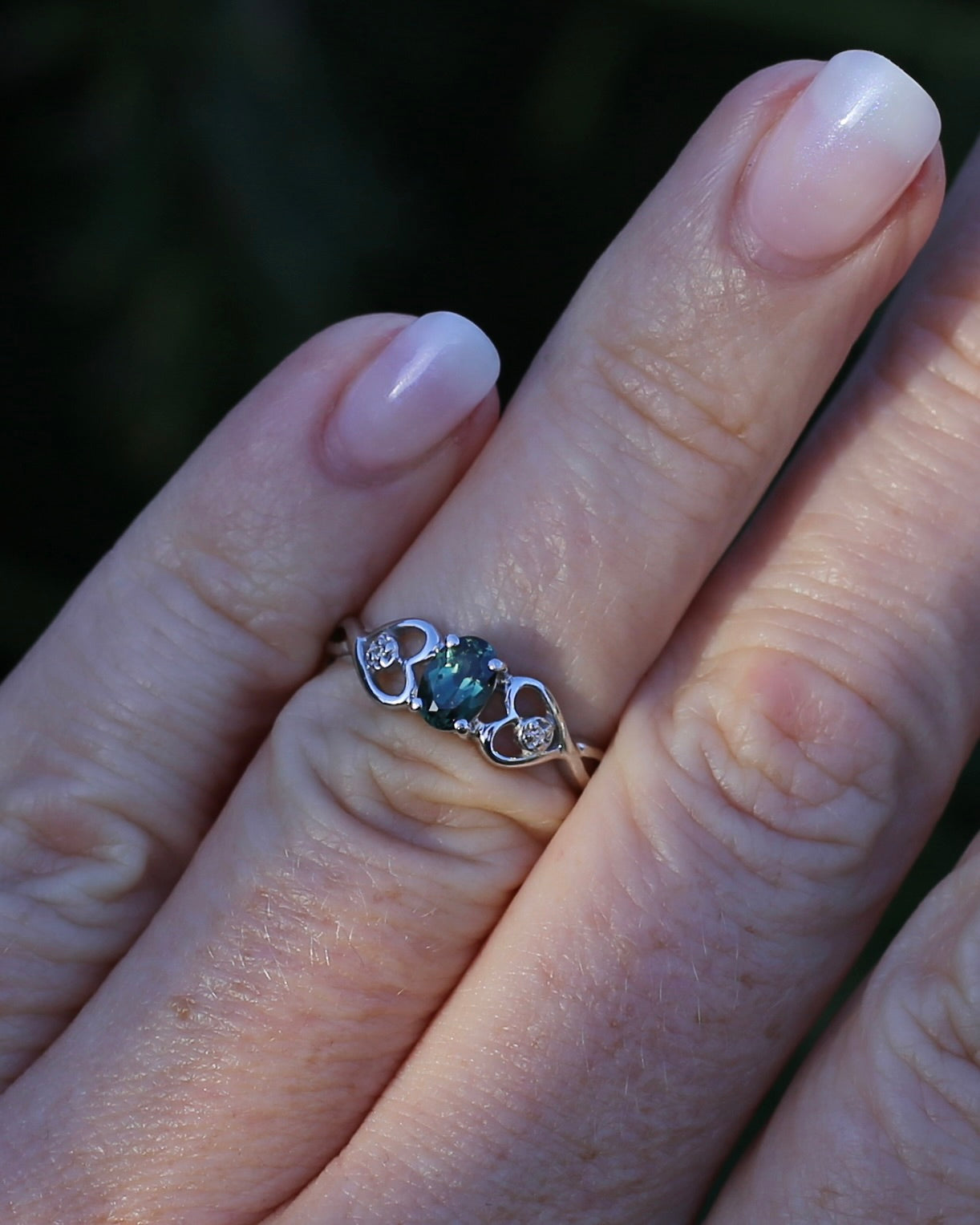 0.7ct Natural Green Parti Sapphire with tiny Diamond Set Heart Shoulders, 9ct White Gold, size K or 5.25, 1.27g