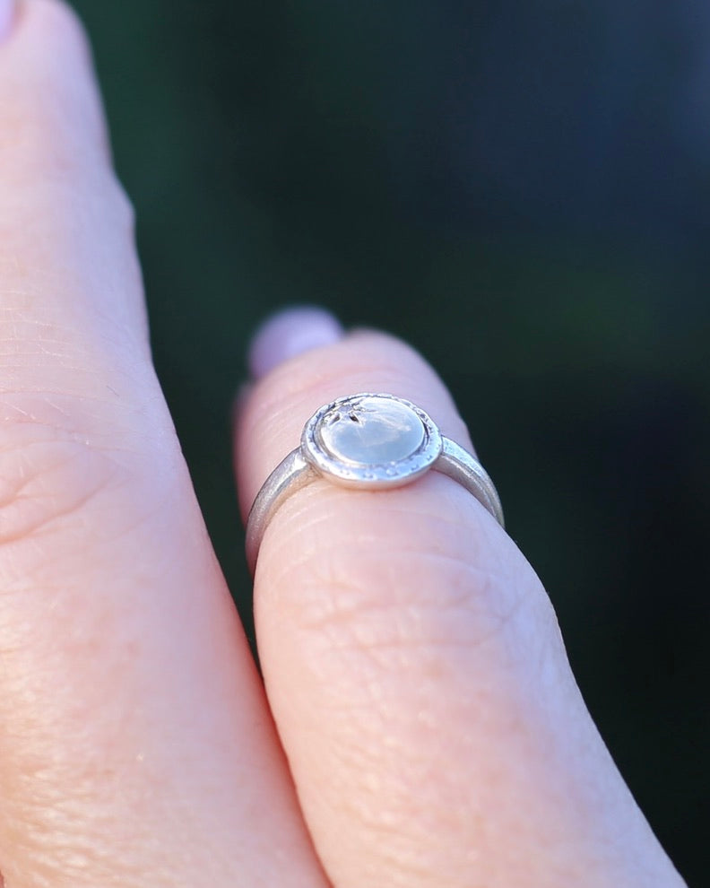 Mixed Metal Diamond Set Signet, 9ct Yellow Gold and Sterling Silver, size D1/2 or 2.25, 1.76g