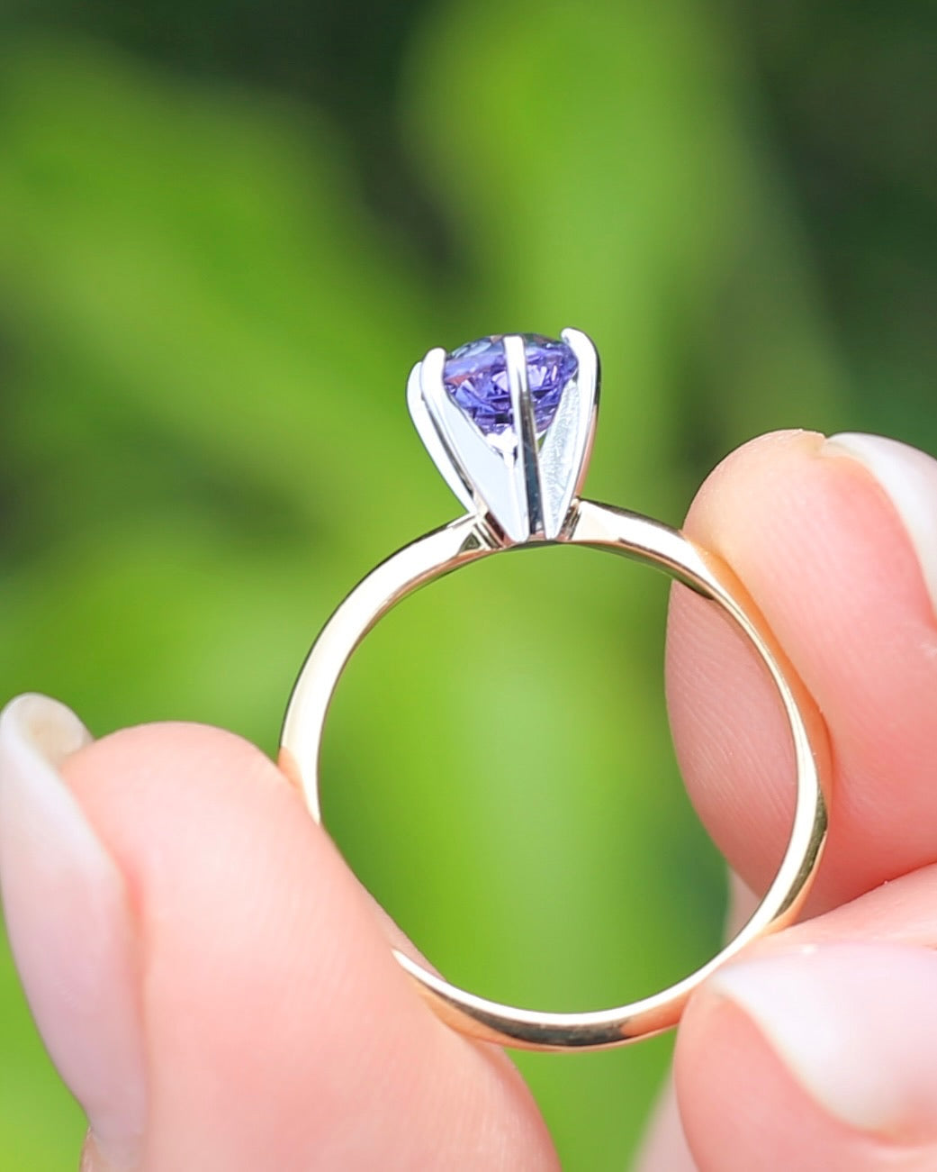 6mm Tanzanite Round Solitaire, 14ct Yellow and White Gold, size N1/2 or 7, 2.57g