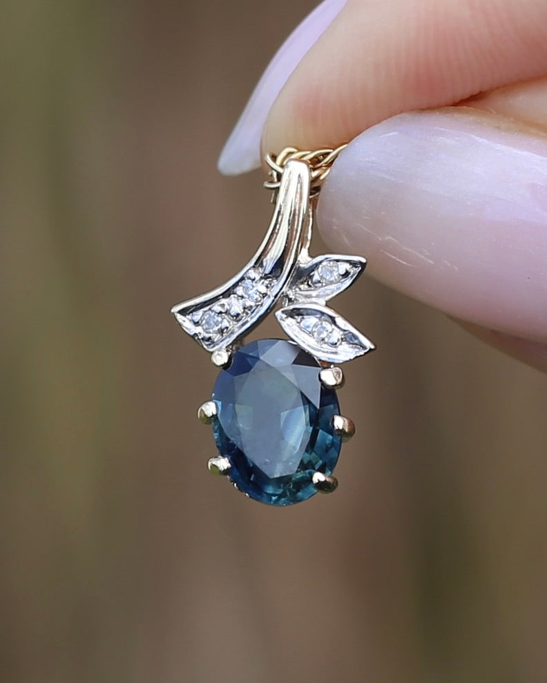 Approx 1.2ct Natural Sapphire and Single Cut Diamond Pendant, 1.1g