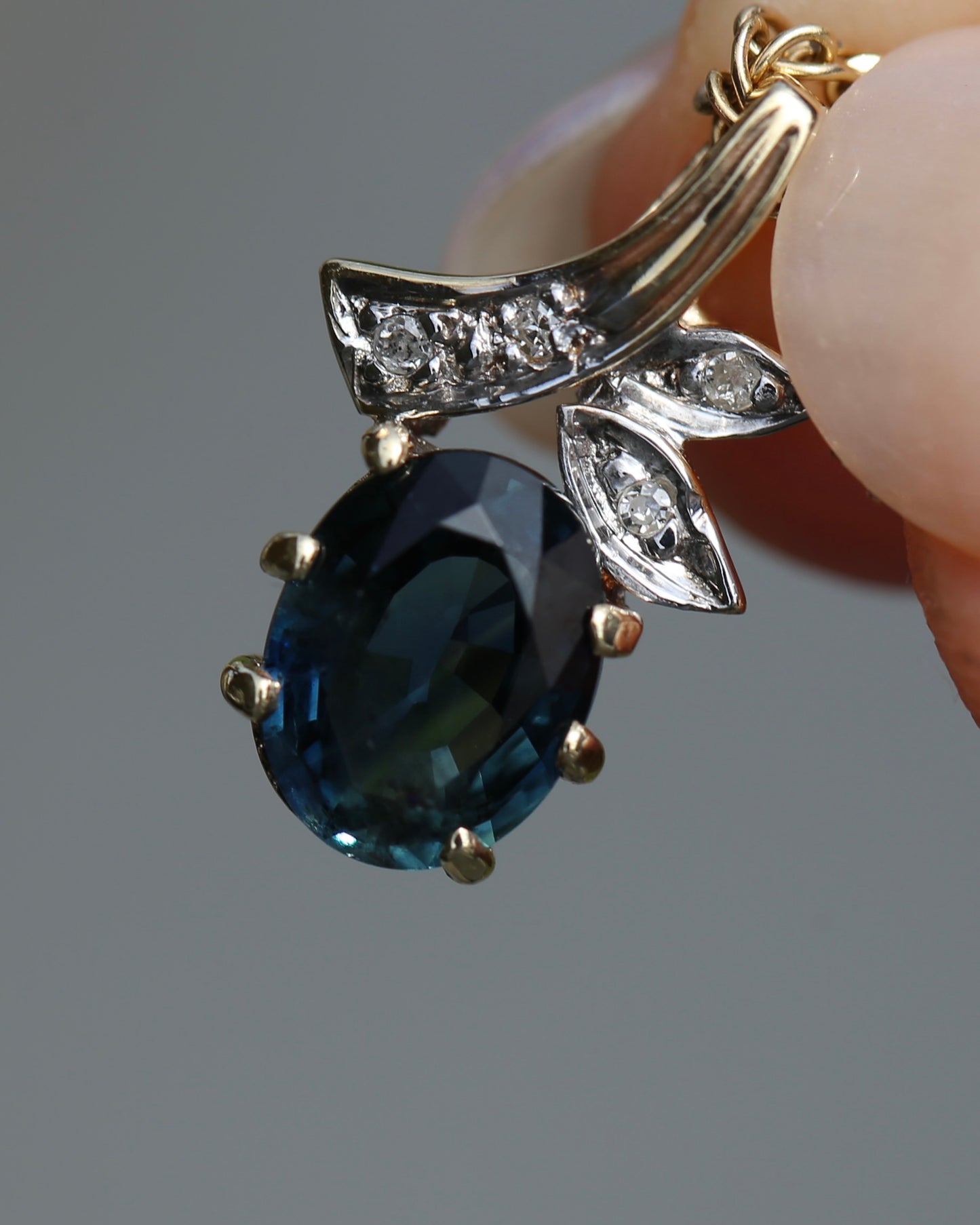 Approx 1.2ct Natural Sapphire and Single Cut Diamond Pendant, 1.1g