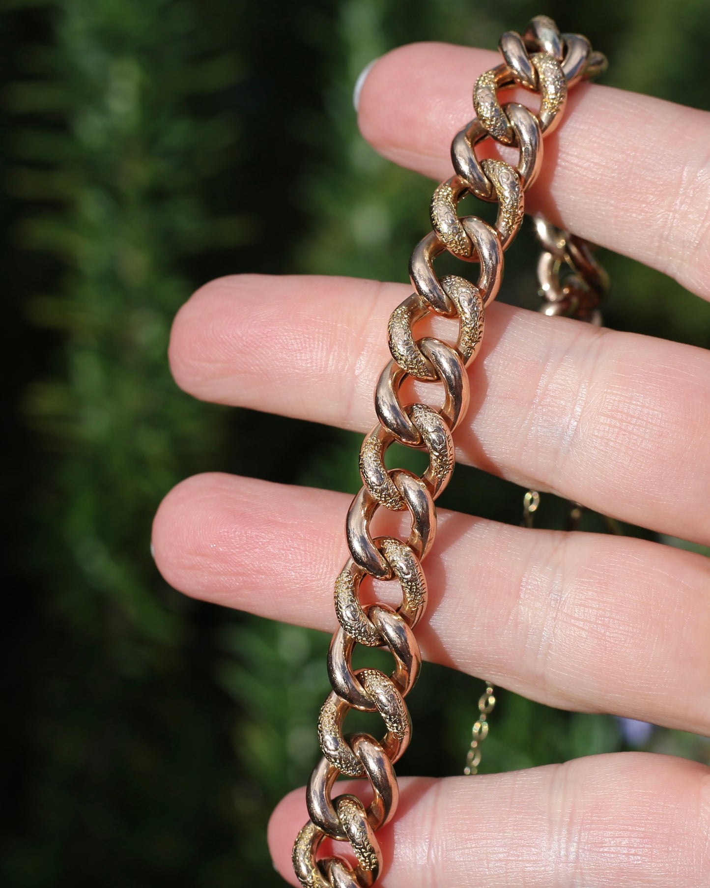 20.5cm Old Rose Gold Semi Hollow Day and Night Bracelet, 9ct Old Rose Gold, 17.29g