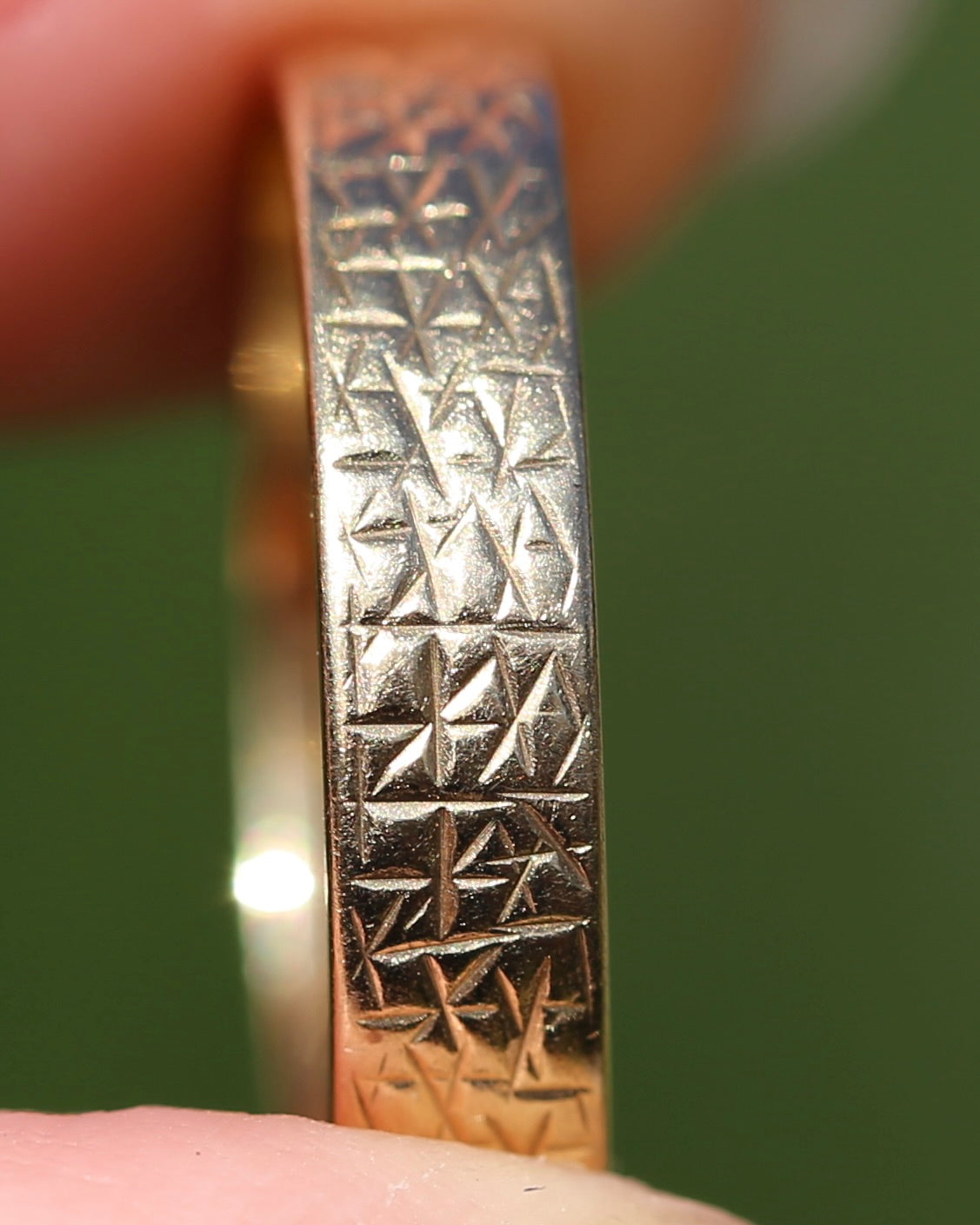 1981 London Made Textured 4mm Wedder, 9ct Yellow Gold, size 7 or just over N1/2, 2.25g