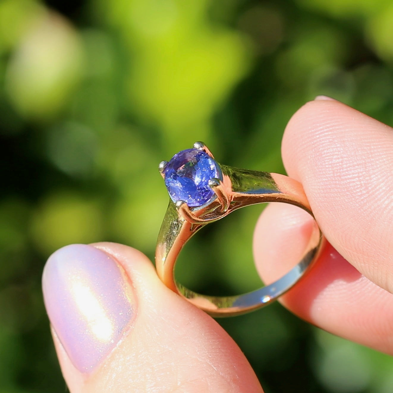 1.25ct Oval Tanzanite Ring, 14ct Yellow Gold, size N or just over 6.5