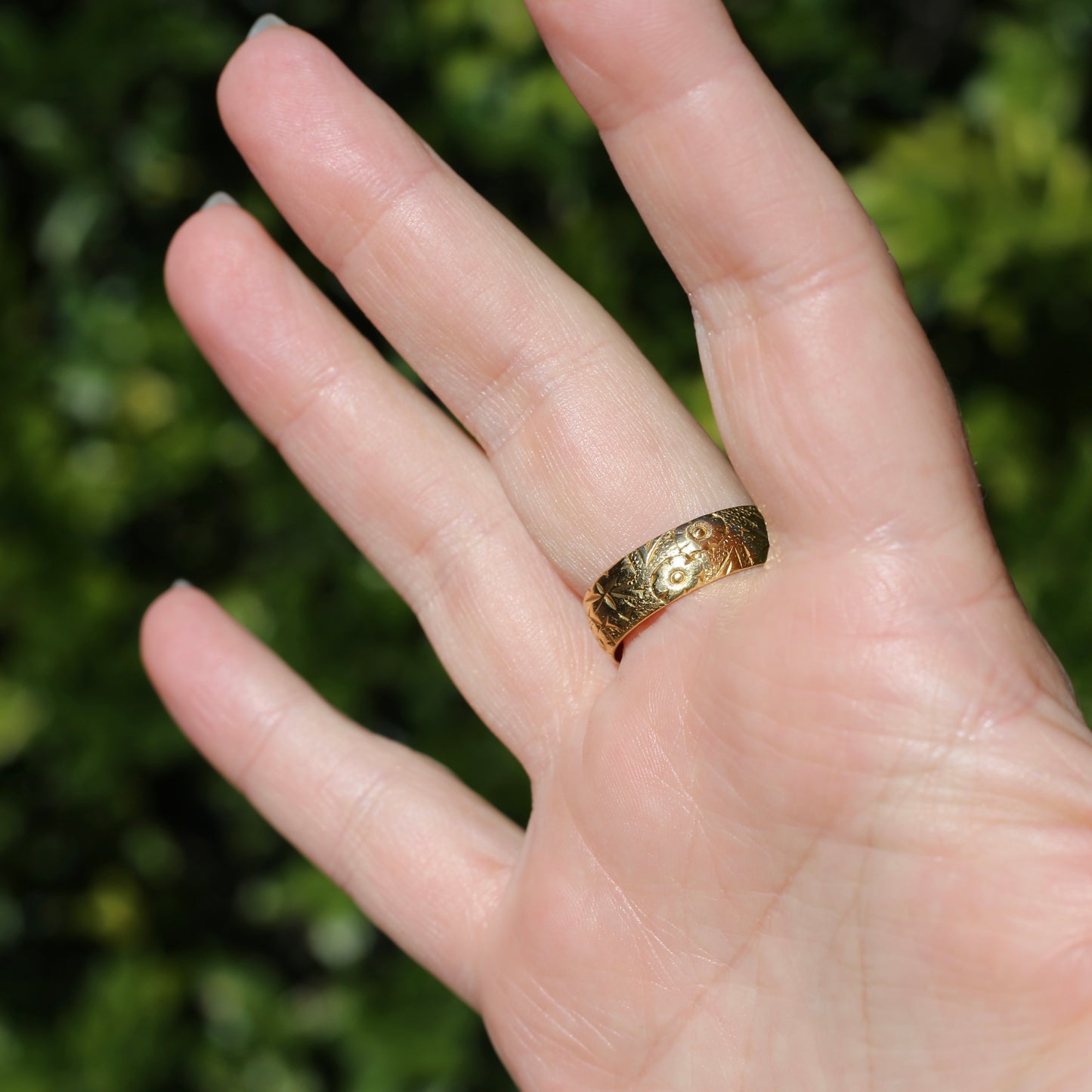 1964 22ct Half Round Band with Crisp Floral Engravings, size U1/2 ot 10.5 (fits about T1/2 or 9.75)