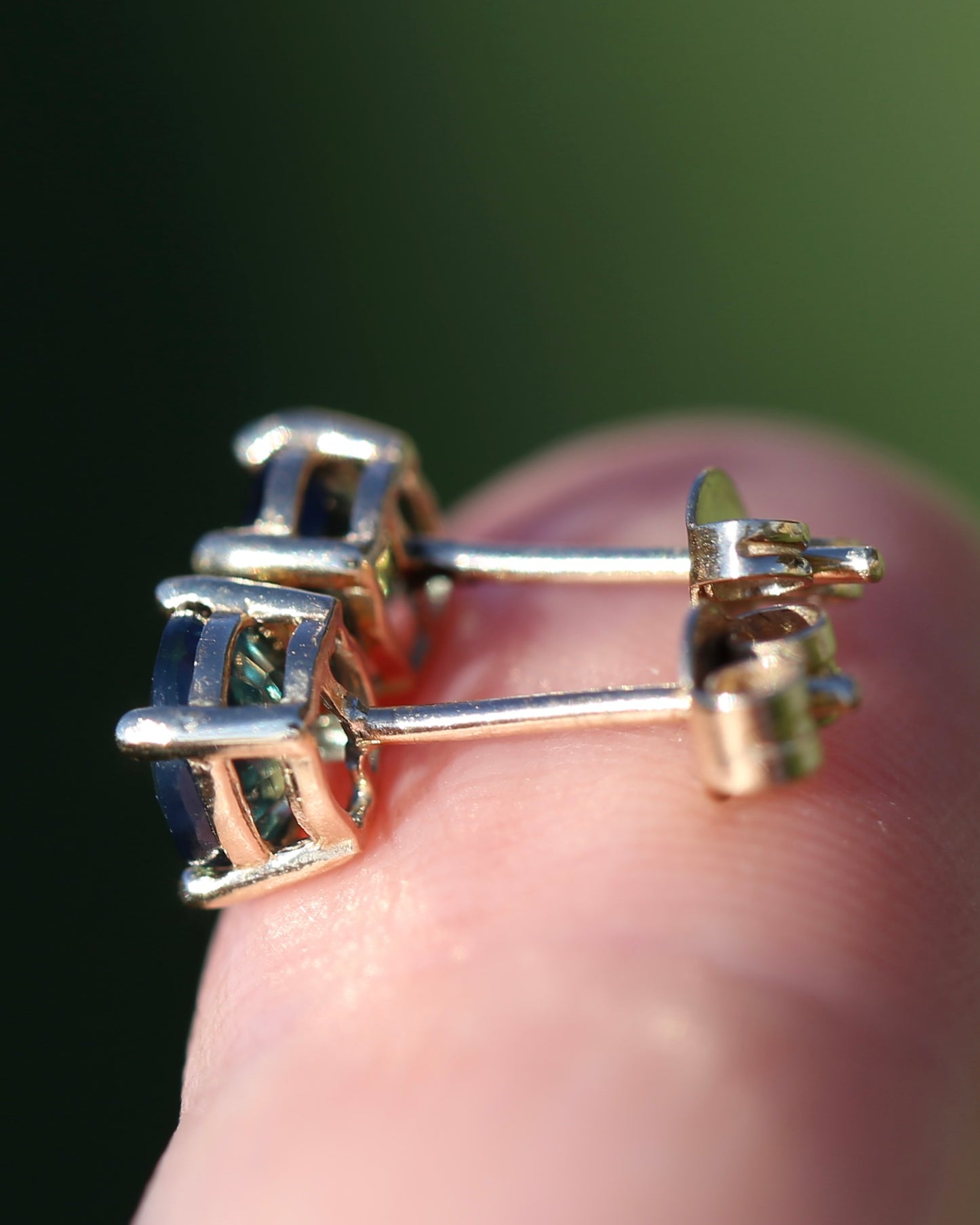 1.3ct Parti Sapphire Studs, 9ct Yellow Gold, 0.83g
