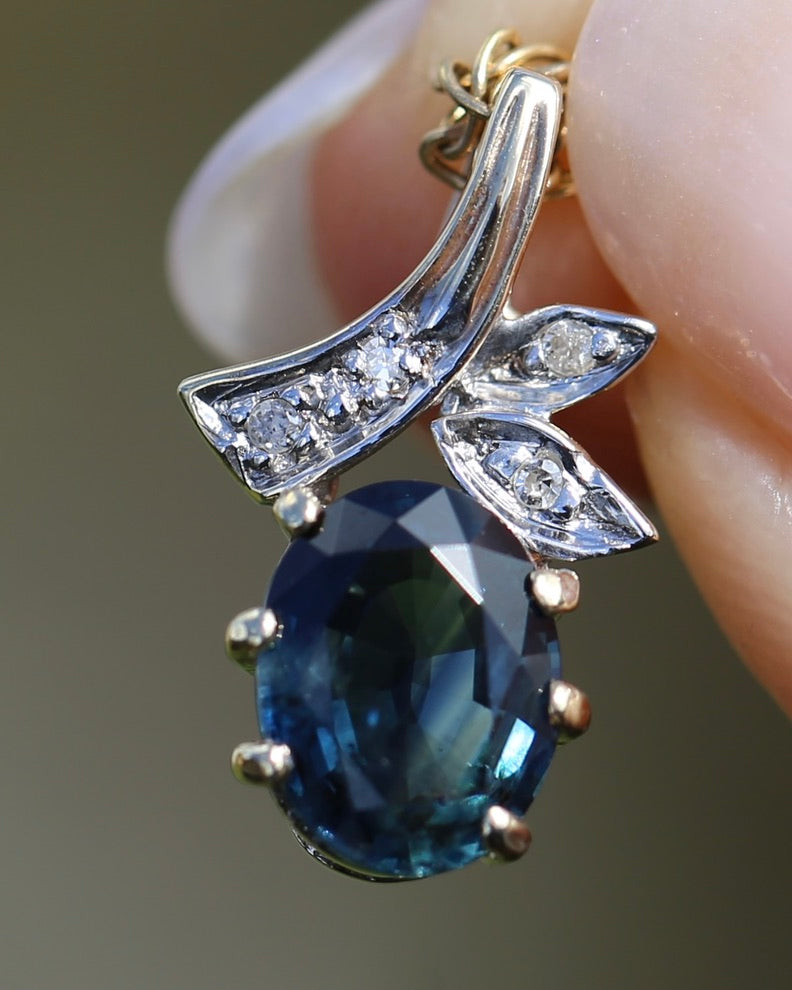 Approx 1.2ct Natural Sapphire and Single Cut Diamond Pendant, 1.1g
