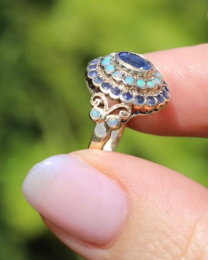 Natural Sapphire and Opal Cluster Ring, 9ct Yellow Gold, size P or 7.5, 4.04g