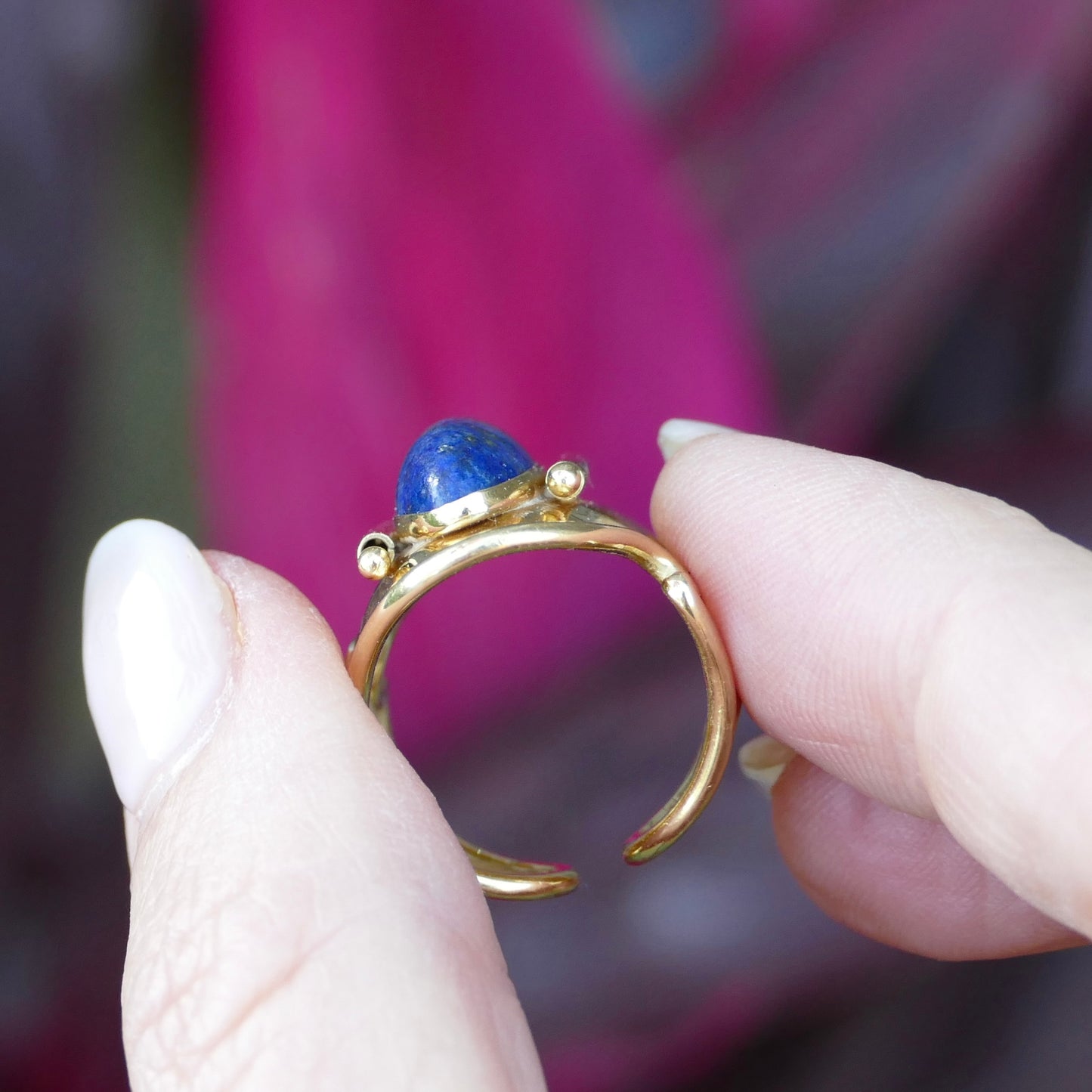 18ct Gold and Lapis Lazuli Cabochon Cuff Ring, size O but sizeable