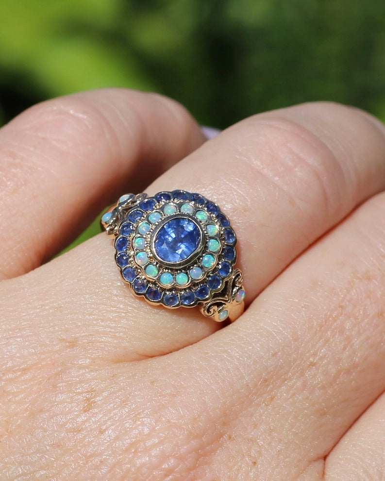 Natural Sapphire and Opal Cluster Ring, 9ct Yellow Gold, size P or 7.5, 4.04g