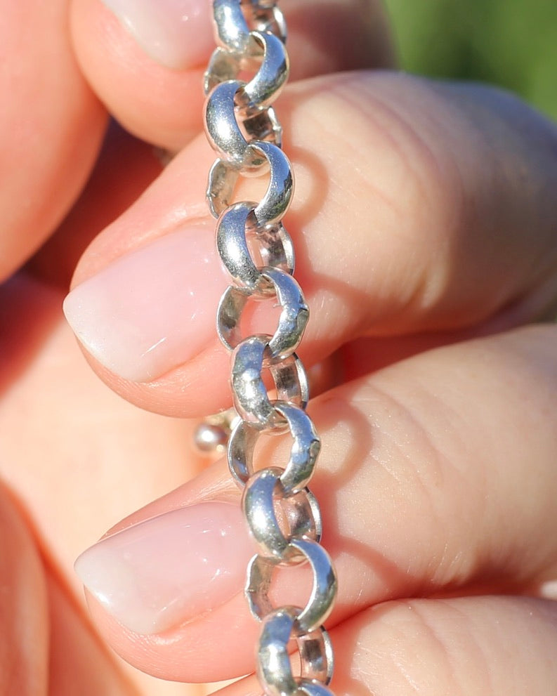 Chunky Silver Belcher Chain With Italian Bolt Clasp and large finals, 45.5cm or 18 inches, 36.9g