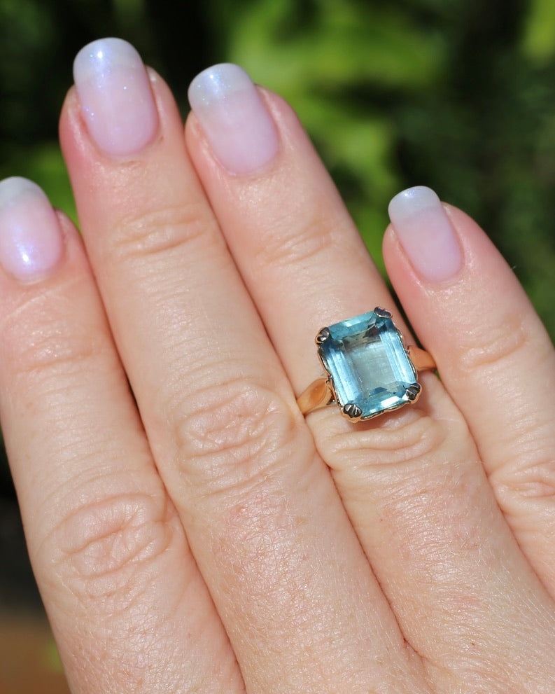 Second Glance - Natural 4.3ct Emerald Cut Aquamarine in Vintage 1963 London Made Ring, 9ct Yellow Gold, size K1/2 or 5.5, 3.04g