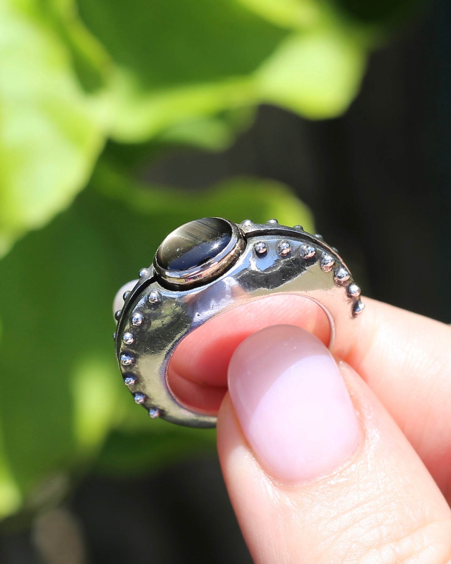 Amazing Chunky Silver and Gold Mized Metal Natural Star Sapphire Ring, size Q or 8 (fits more like a P1/2), 16.13g