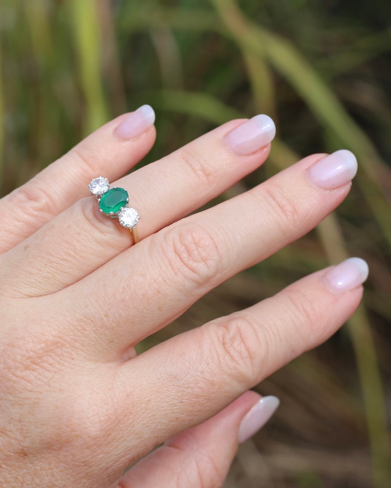 1988 Made Green and White Stone Trilogy, 9ct Yellow and White Gold, size L or 5.75, 2.23g