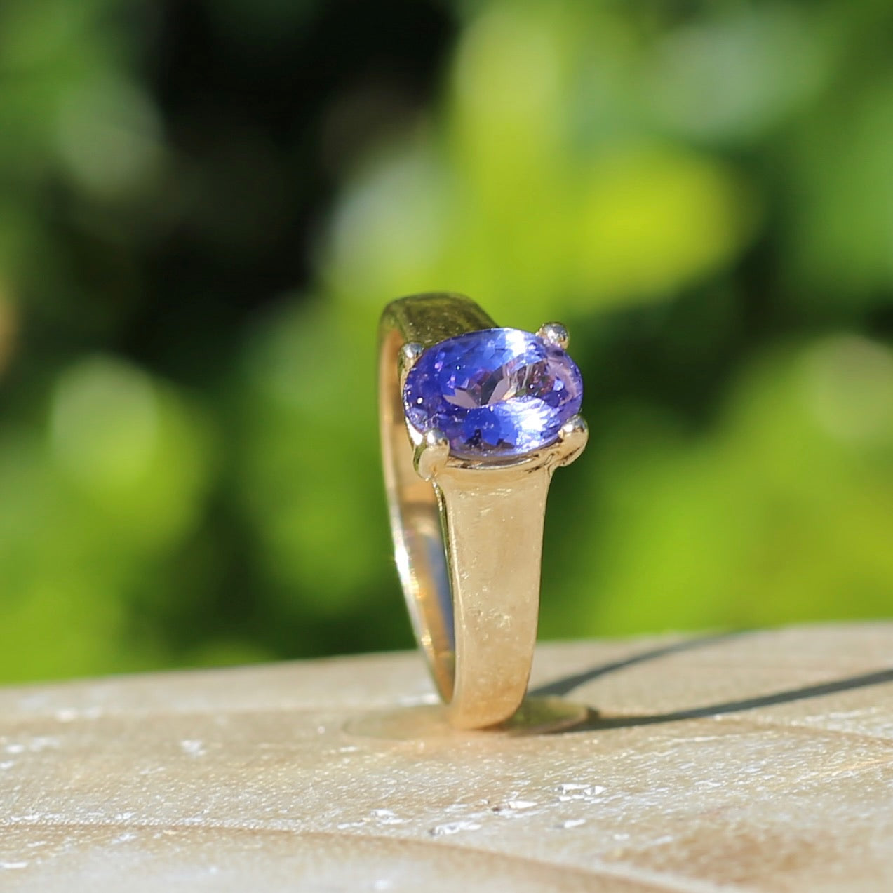 1.25ct Oval Tanzanite Ring, 14ct Yellow Gold, size N or just over 6.5