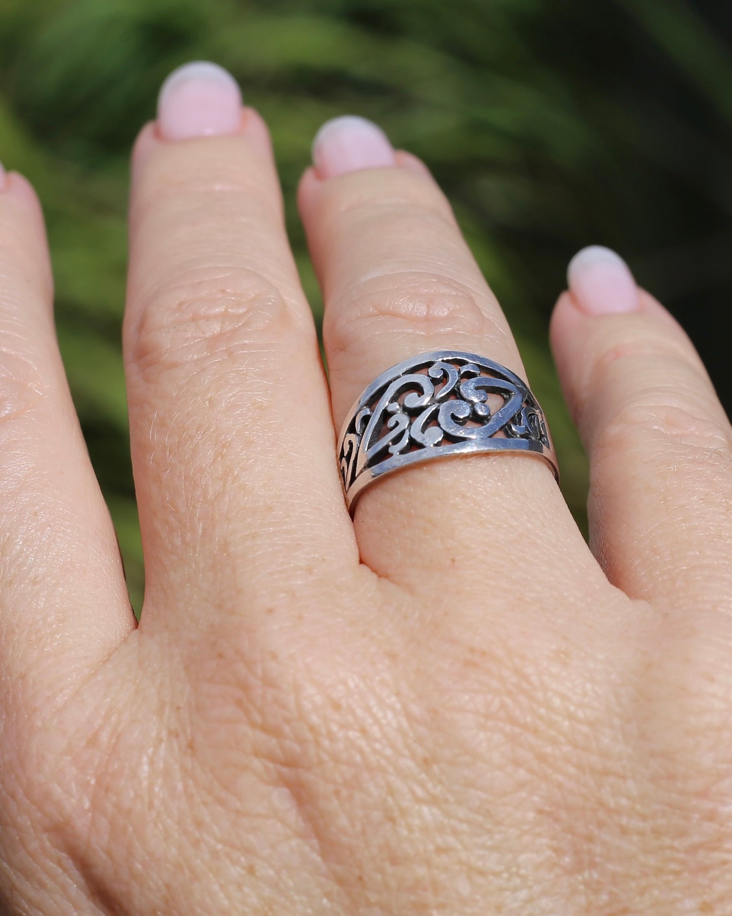 Hand Carved Flat Swirl J Ring, Sterling Silver, size R or 8.5 - fits more like a Q1/2 due to width, 3.78g