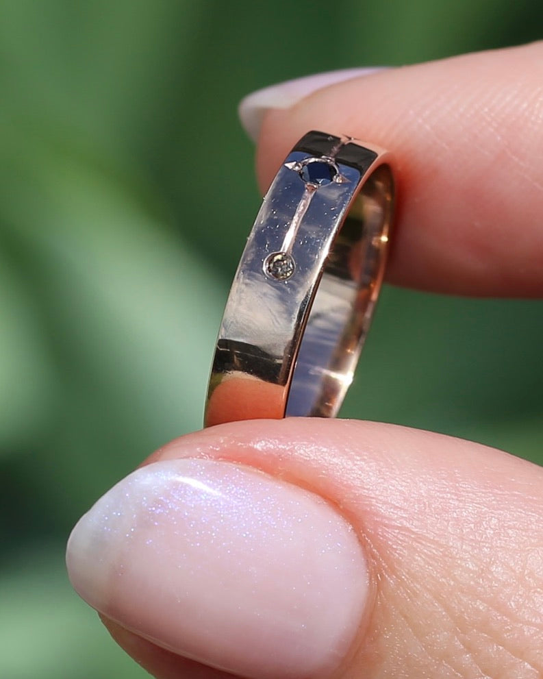 Black and Champagne Set Diamond Band, 9ct Rose Gold, size 8.5 or just over Q1/2 - fits more like a Q or just under 8.25, 3.0g