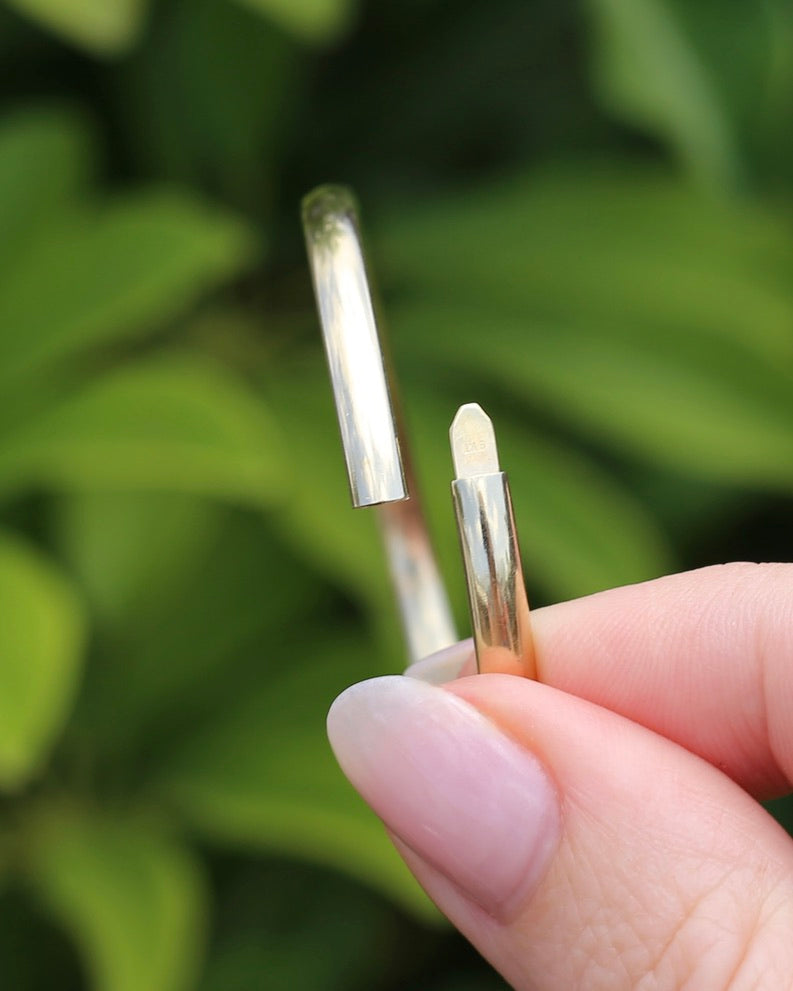 Oval 9ct Coil Bangle, 9ct Yellow Gold, 4.88g