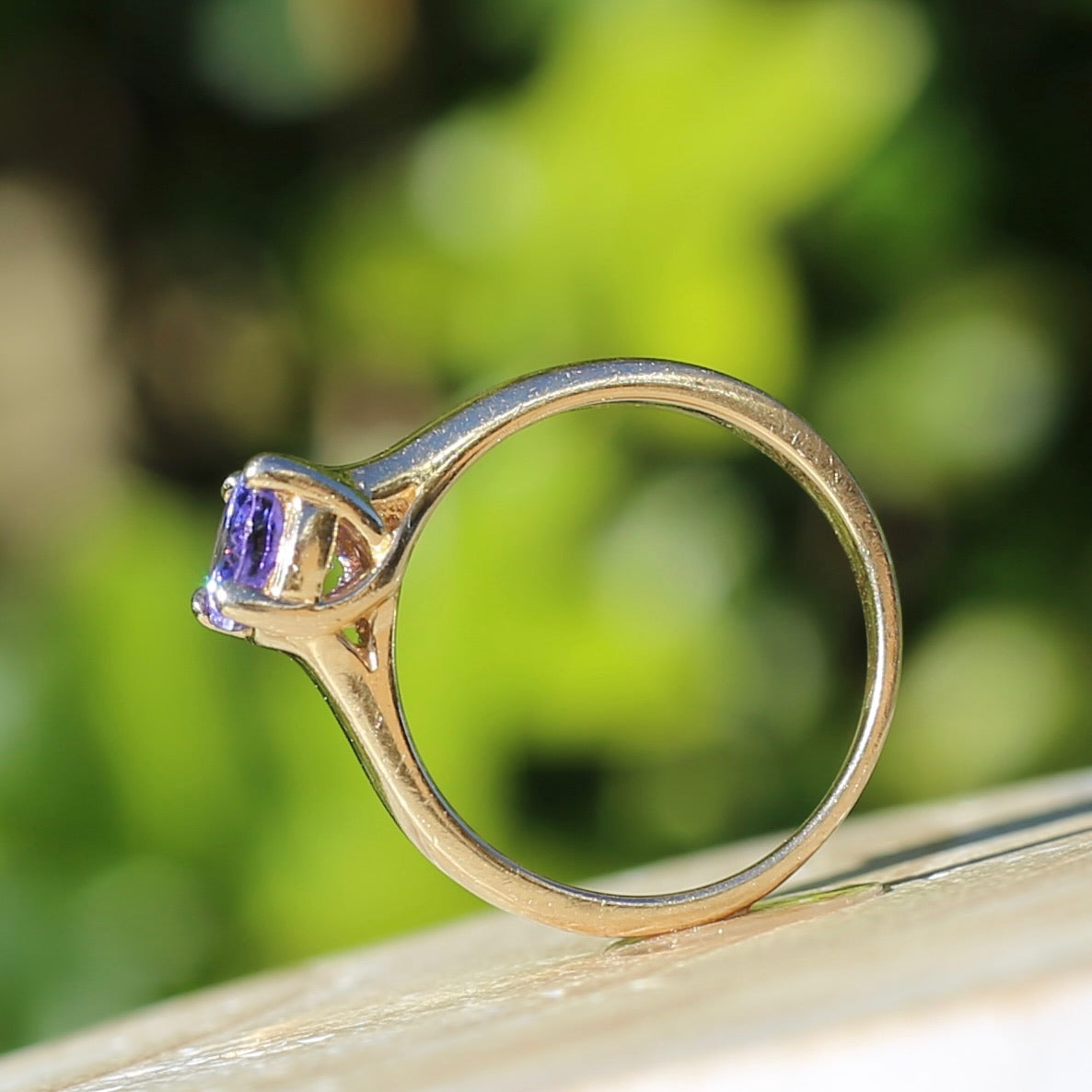 1.25ct Oval Tanzanite Ring, 14ct Yellow Gold, size N or just over 6.5