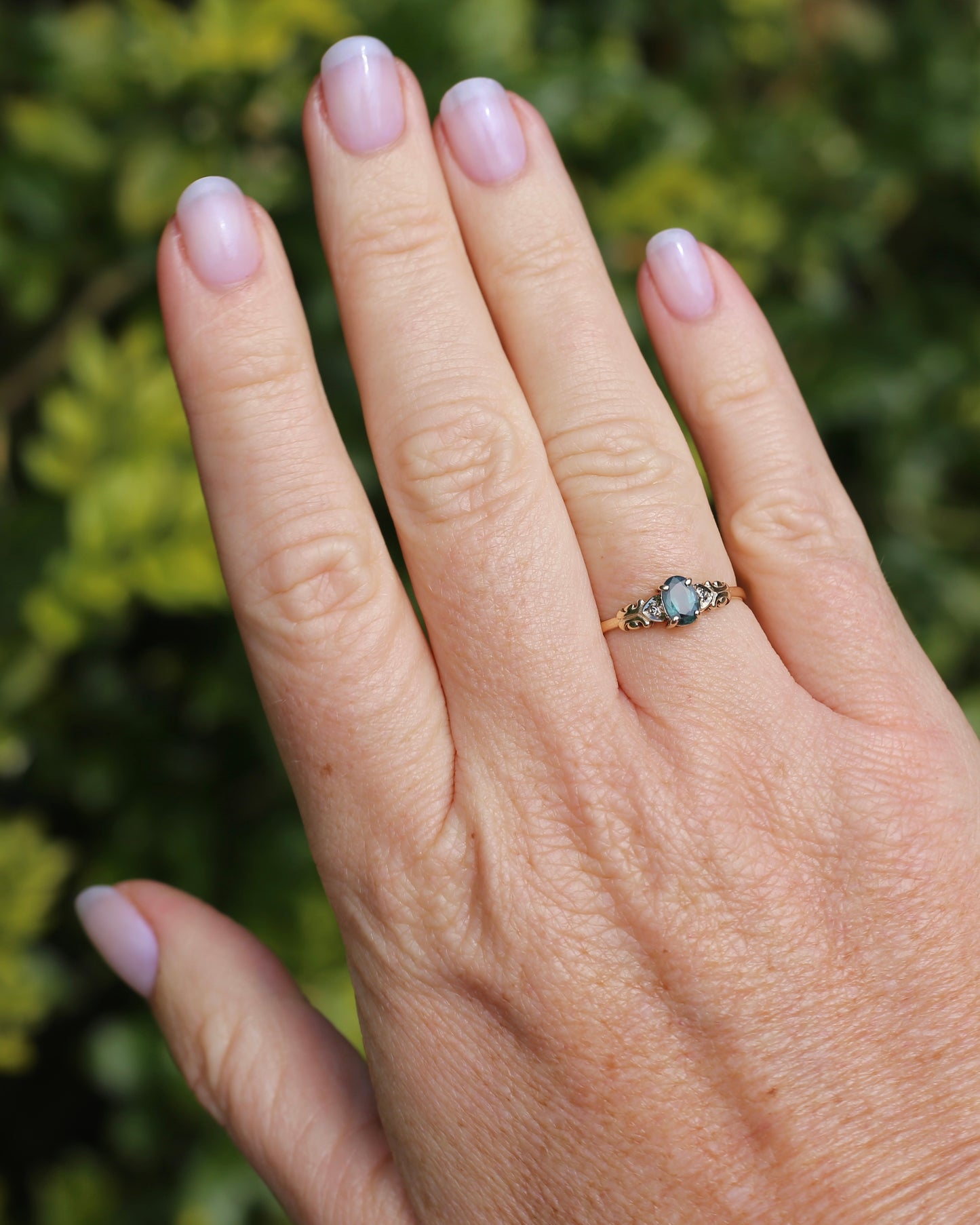 0.5ct Natural Green Parti Sapphire with Diamond Set Heart & Leaf Shoulders, 9ct Yellow Gold, size O1/2 or 7.5, 1.44g
