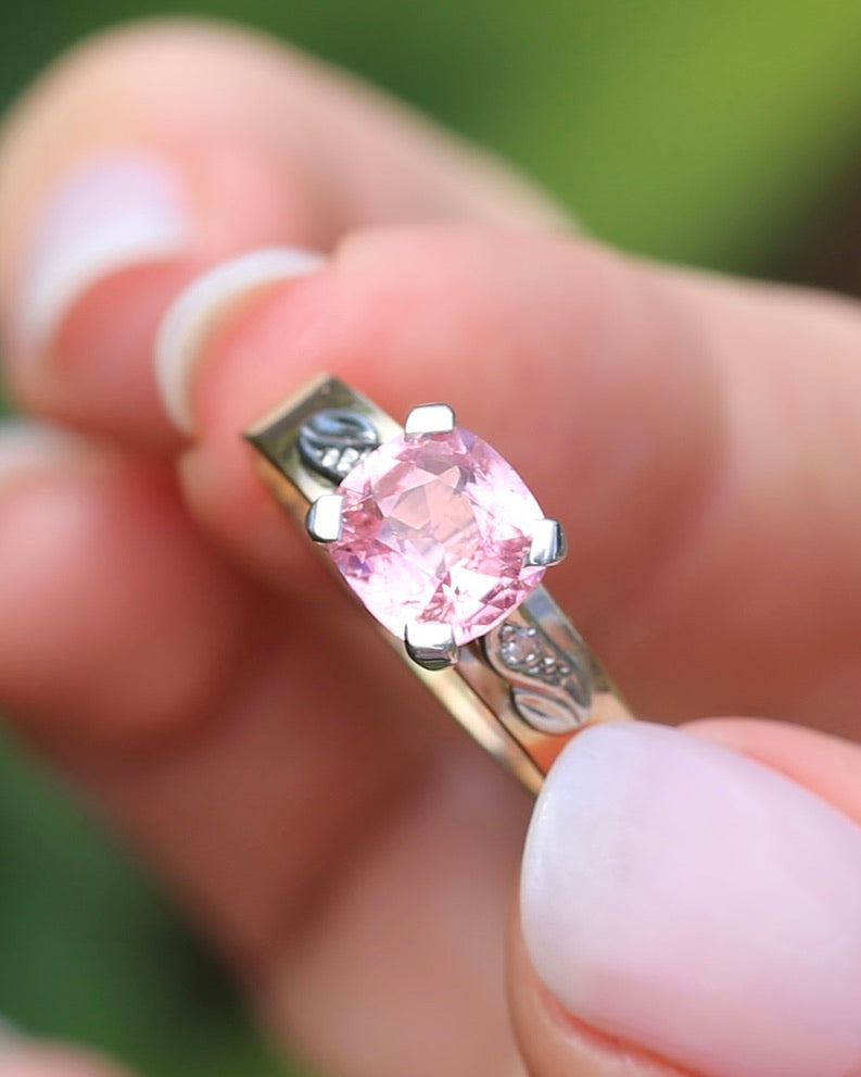 1.62ct Natural Pink Tourmaline in 1970s Mixed Metal Setting with Diamond Side Stones, size P or 7.5, 4.34g