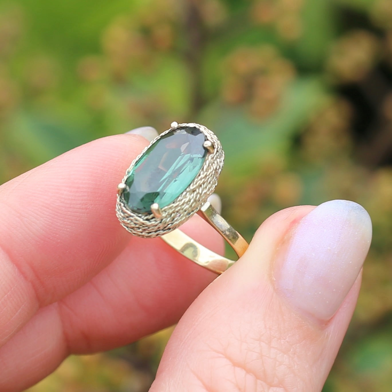 Green oval clearance ring