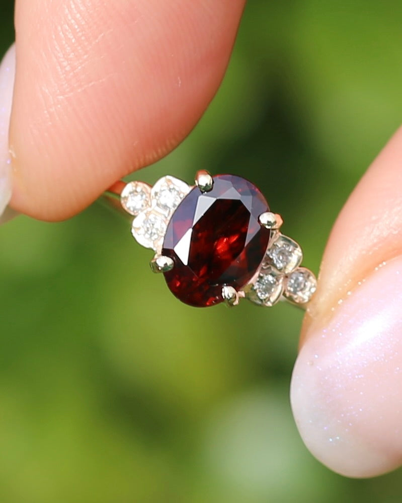 2.45ct Deep Red Whisky Zircon and Diamond RIng, 9ct Yellow Gold, size L or 5.75, 2.33g