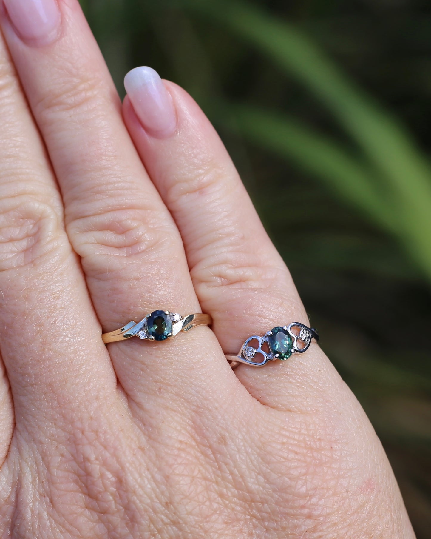 0.7ct Natural Green Parti Sapphire with tiny Diamond Set Heart Shoulders, 9ct White Gold, size K or 5.25, 1.27g