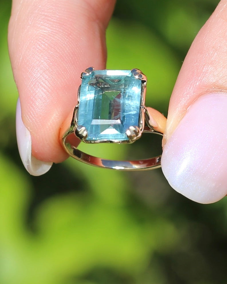 Second Glance - Natural 4.3ct Emerald Cut Aquamarine in Vintage 1963 London Made Ring, 9ct Yellow Gold, size K1/2 or 5.5, 3.04g