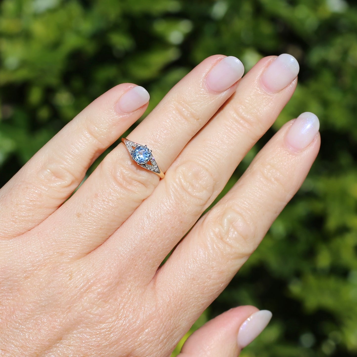 Pristine Early Australian 1930s Dunklings Blue Zircon & Diamond RIng, size L or just over 5.5