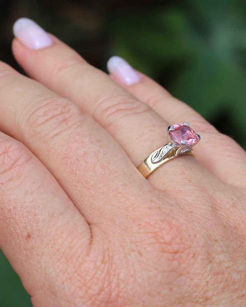 1.62ct Natural Pink Tourmaline in 1970s Mixed Metal Setting with Diamond Side Stones, size P or 7.5, 4.34g