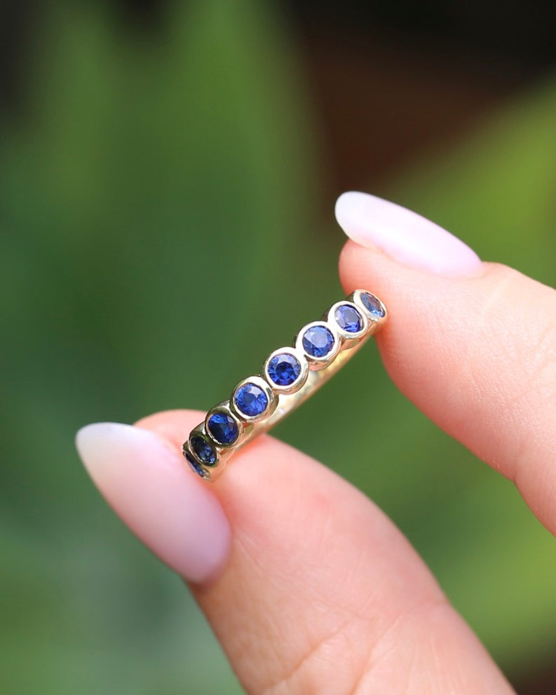 Second Glance - 9 Stone Bezel Set Blue Sapphire Bubble Half Eternity Ring, 9ct Yellow Gold, size N or just over 6.5, 2.80g
