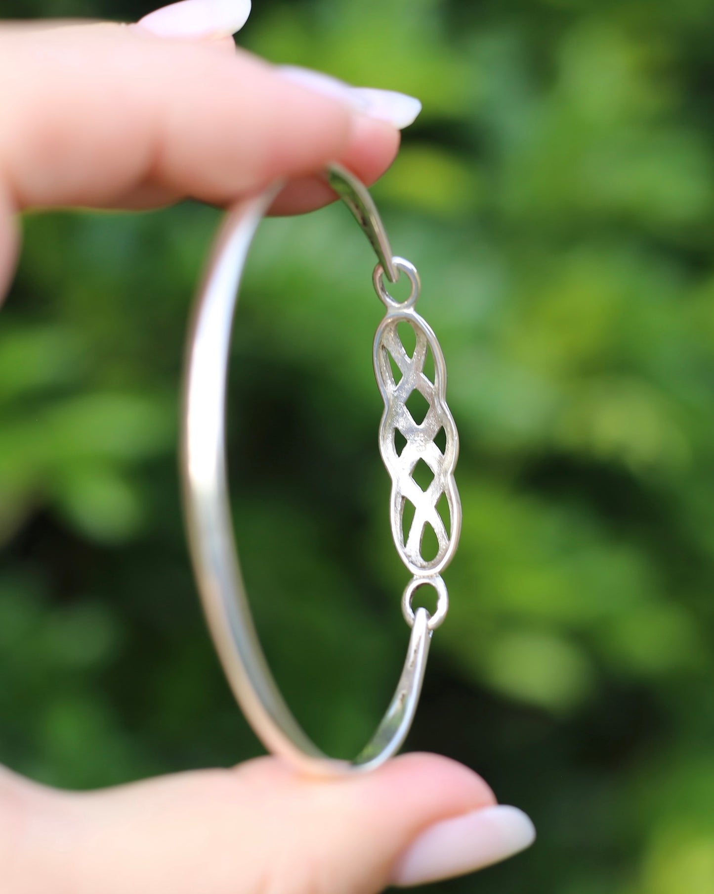 Vintage Celtic Knot Bangle, Sterling Silver, 10.95g
